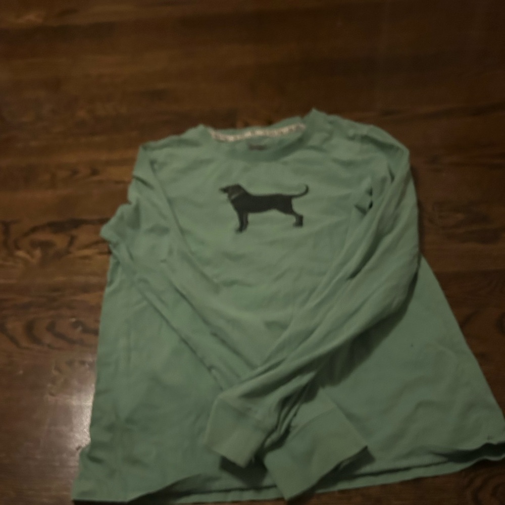Green black dog long sleeve